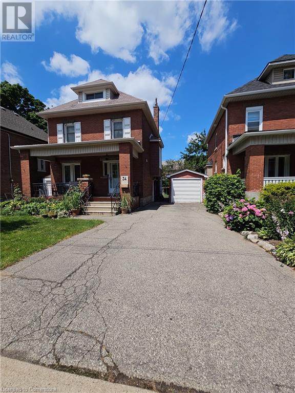 Property at 34 CONNAUGHT Avenue S image 2
