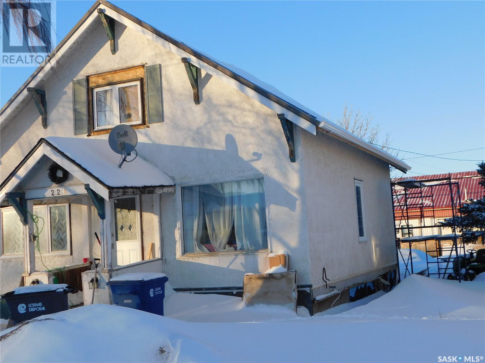 226 2nd Avenue W, Assiniboia, Saskatchewan  S0H 0B0 - Photo 21 - SK995800