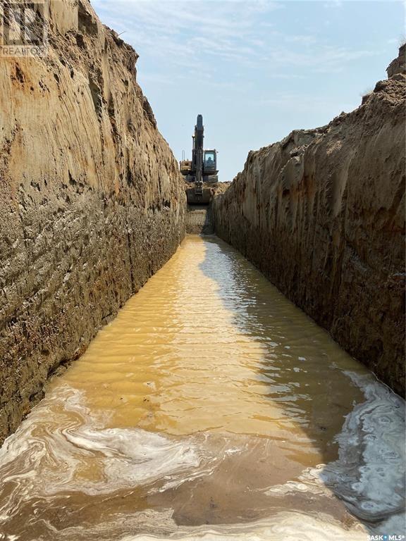 1 Quarter Pasture Rm 223, Huron Rm No. 223, Saskatchewan  S0H 4B0 - Photo 5 - SK995617