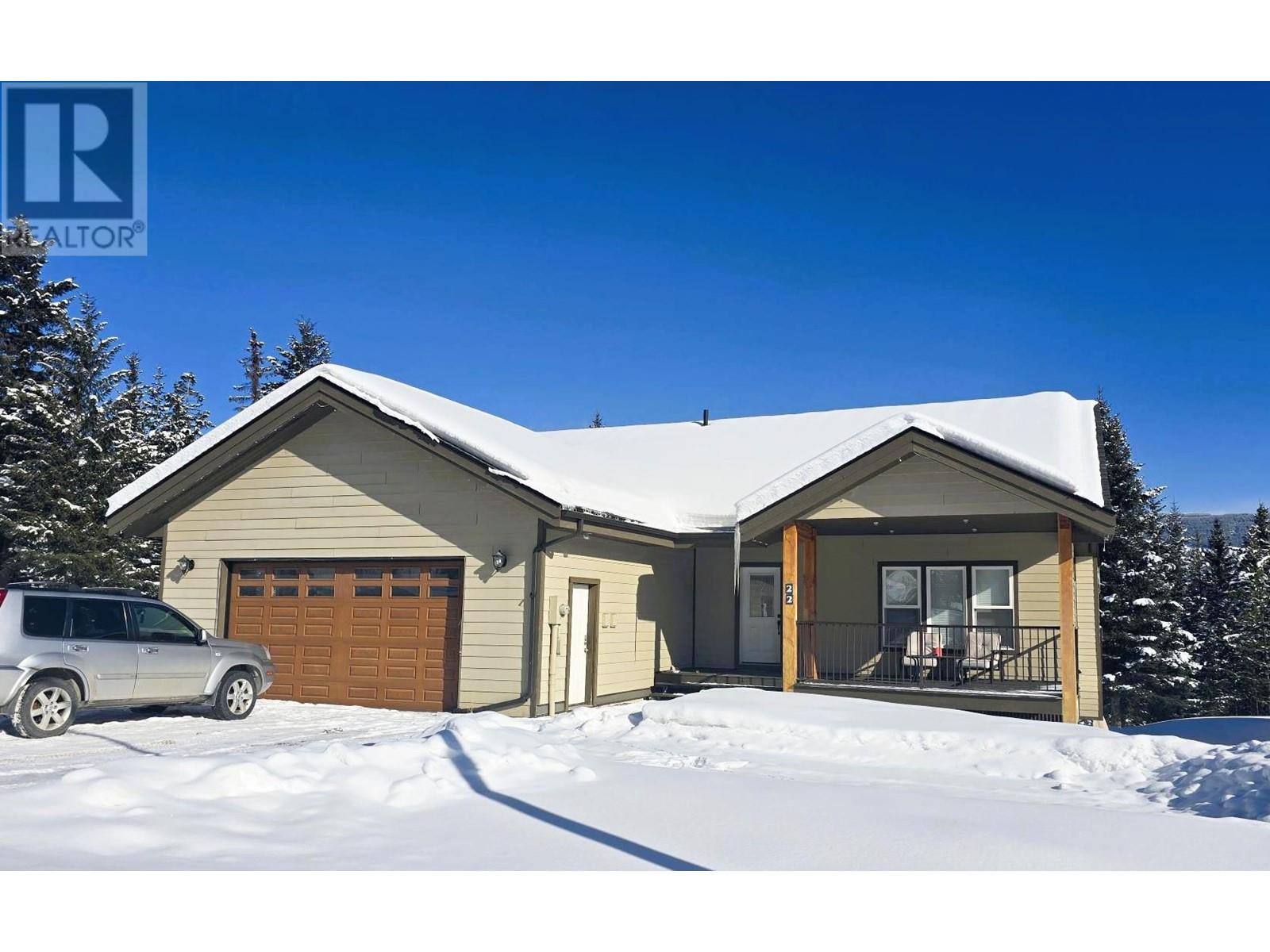 22 Darby Crescent, Elkford, British Columbia V0B 1H0 - Photo 1 - 10335076