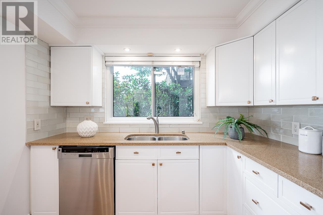 5 2206 Folkestone Way, West Vancouver, British Columbia  V7V 1B2 - Photo 12 - R2964203