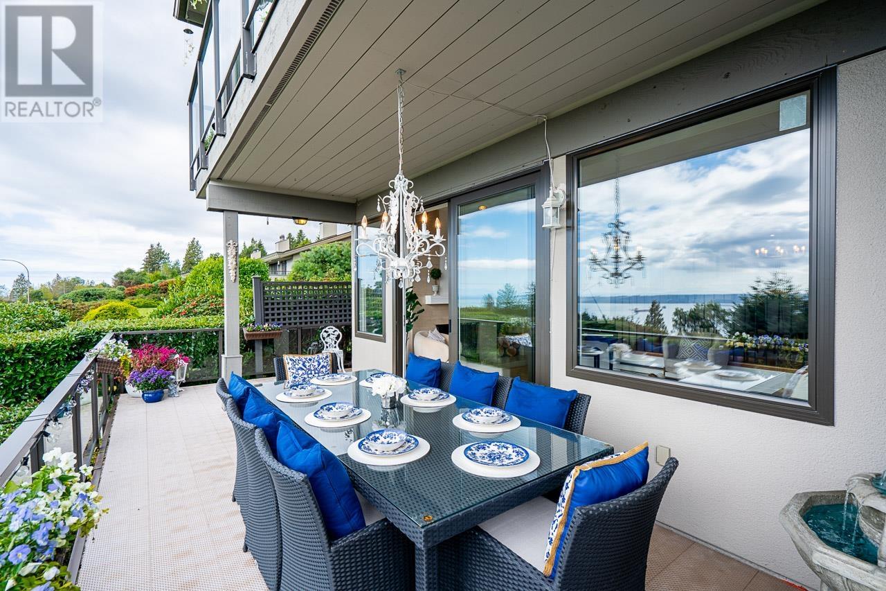 5 2206 Folkestone Way, West Vancouver, British Columbia  V7V 1B2 - Photo 5 - R2964203