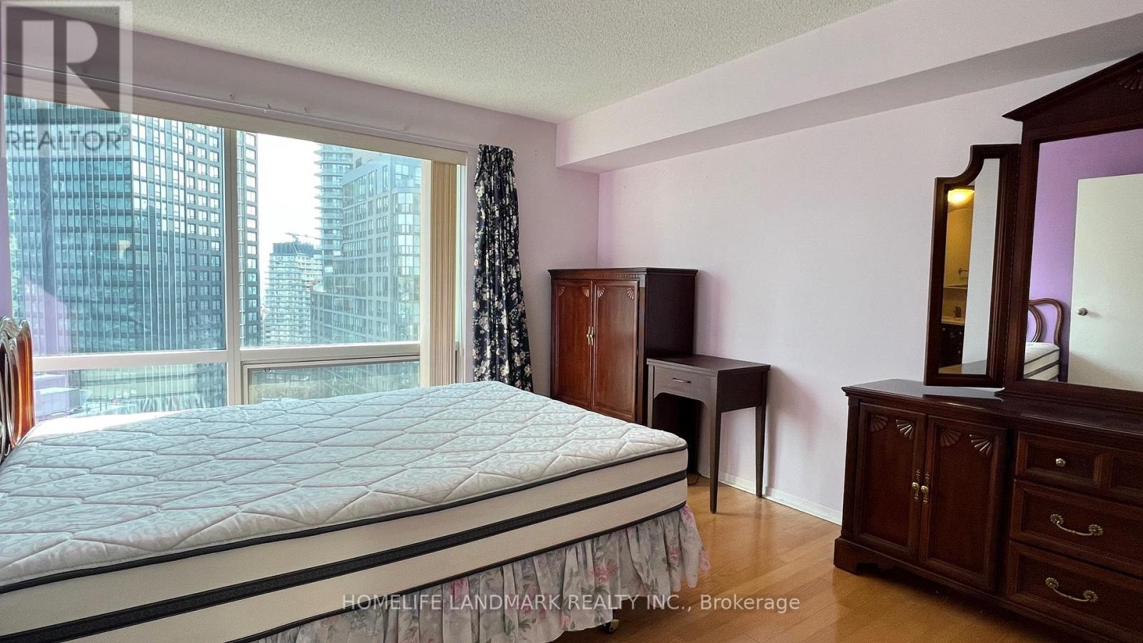 2304 - 1001 Bay Street, Toronto, Ontario  M5S 3A6 - Photo 13 - C11969322