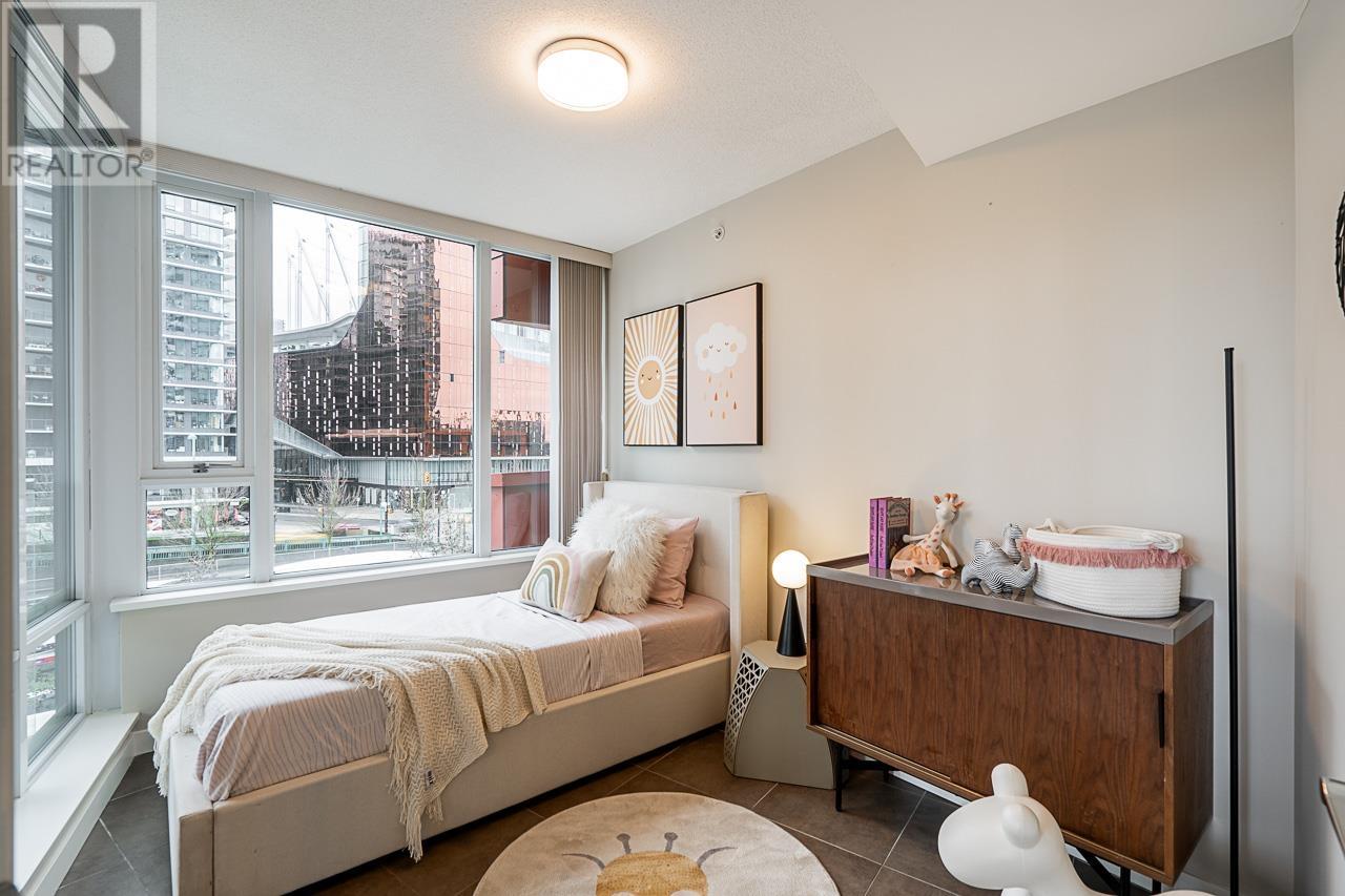 Listing Picture 14 of 40 : 507 918 COOPERAGE WAY, Vancouver / 溫哥華 - 魯藝地產 Yvonne Lu Group - MLS Medallion Club Member