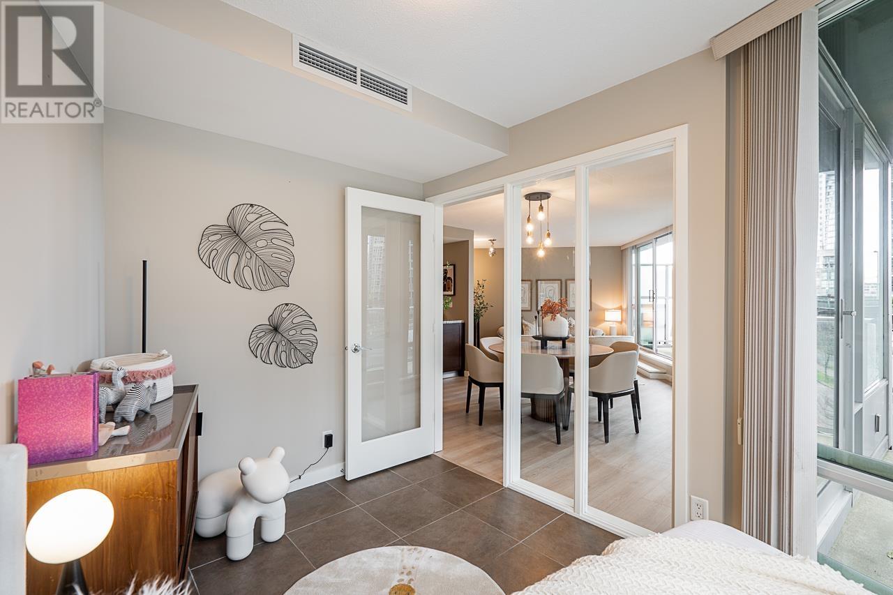 Listing Picture 15 of 40 : 507 918 COOPERAGE WAY, Vancouver / 溫哥華 - 魯藝地產 Yvonne Lu Group - MLS Medallion Club Member