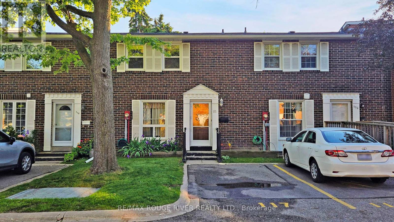 Property at 117 - 70 CASS AVENUE image 1