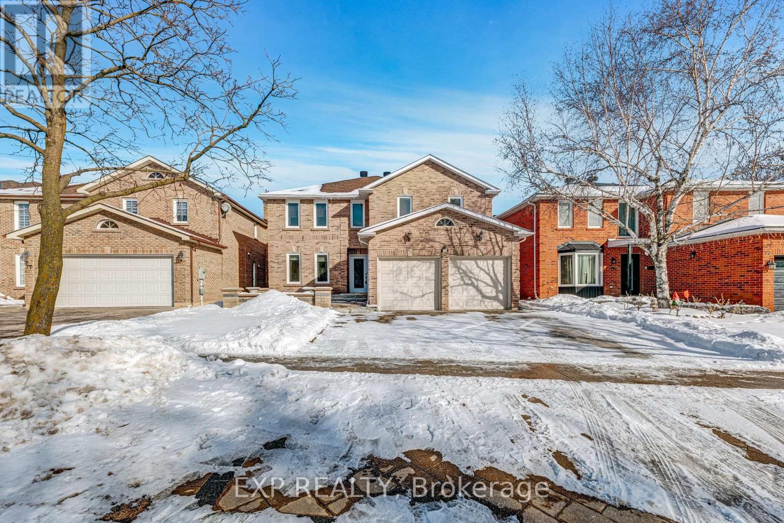 75 SOMERSET CRESCENT, Richmond Hill, Ontario