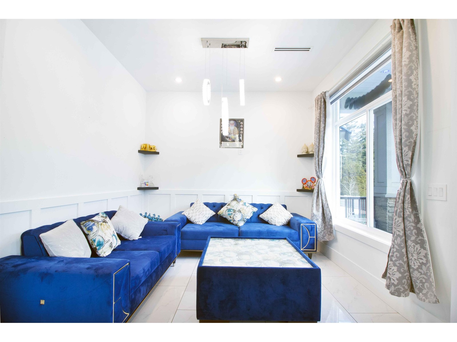 Property at 2543 168 STREET image 3
