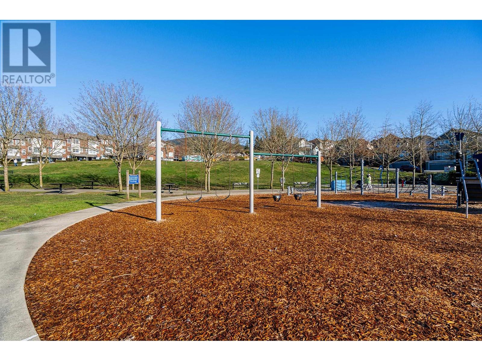 76 1338 HAMES CRESCENT