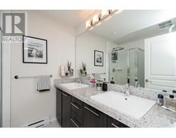 76 1338 HAMES CRESCENT