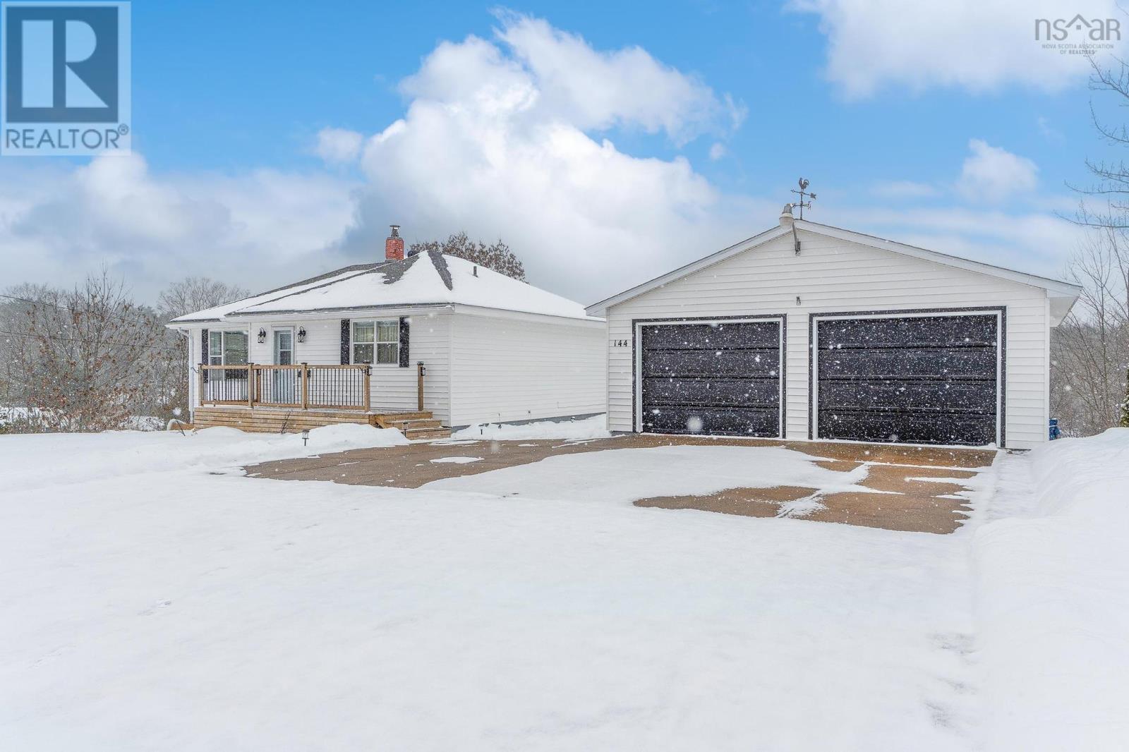 144 Ellershouse Road, Ellershouse, Nova Scotia  B0N 1L0 - Photo 2 - 202502763