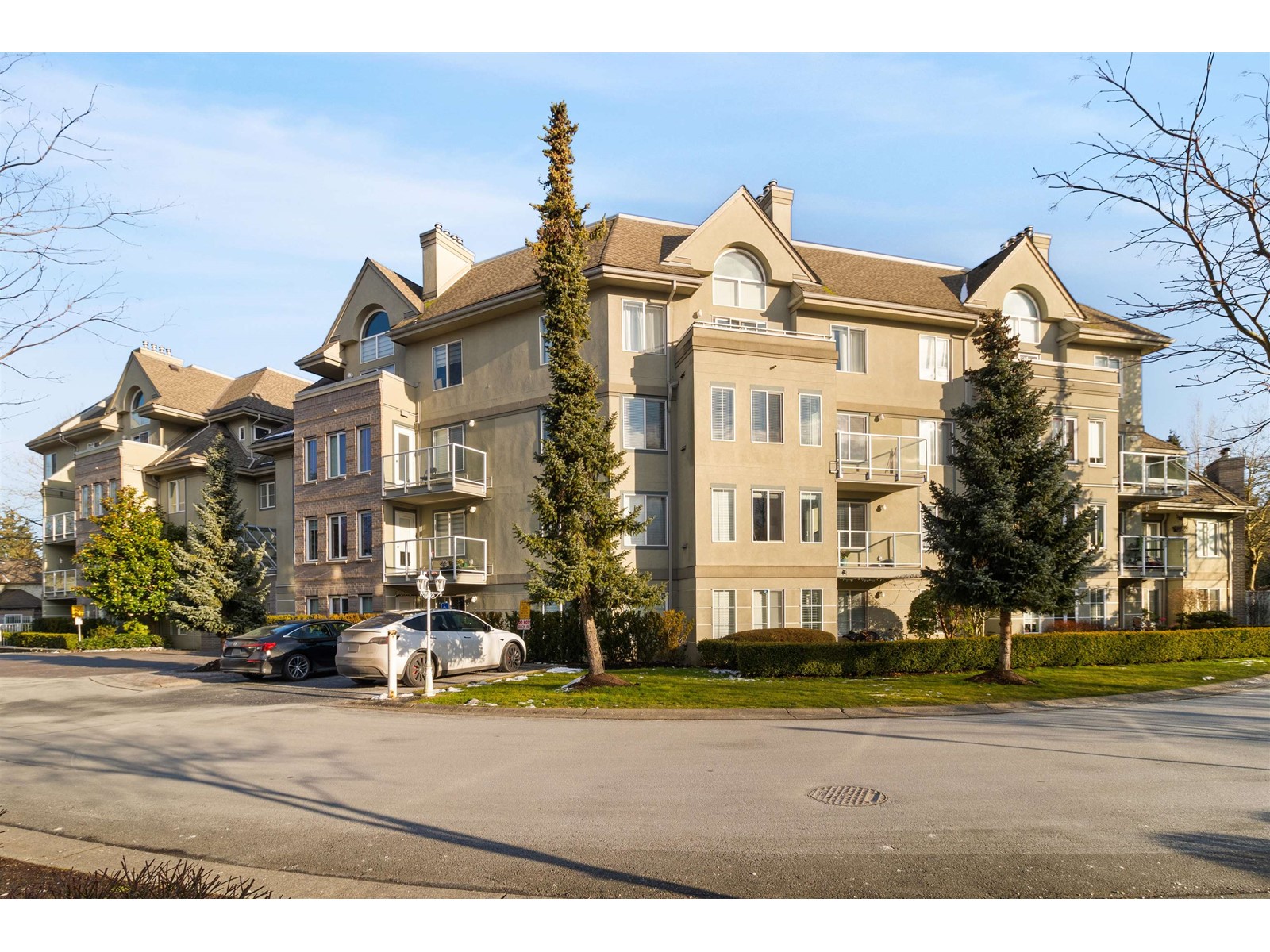 313 12125 75a Avenue, Surrey, British Columbia  V3W 1B9 - Photo 3 - R2964941