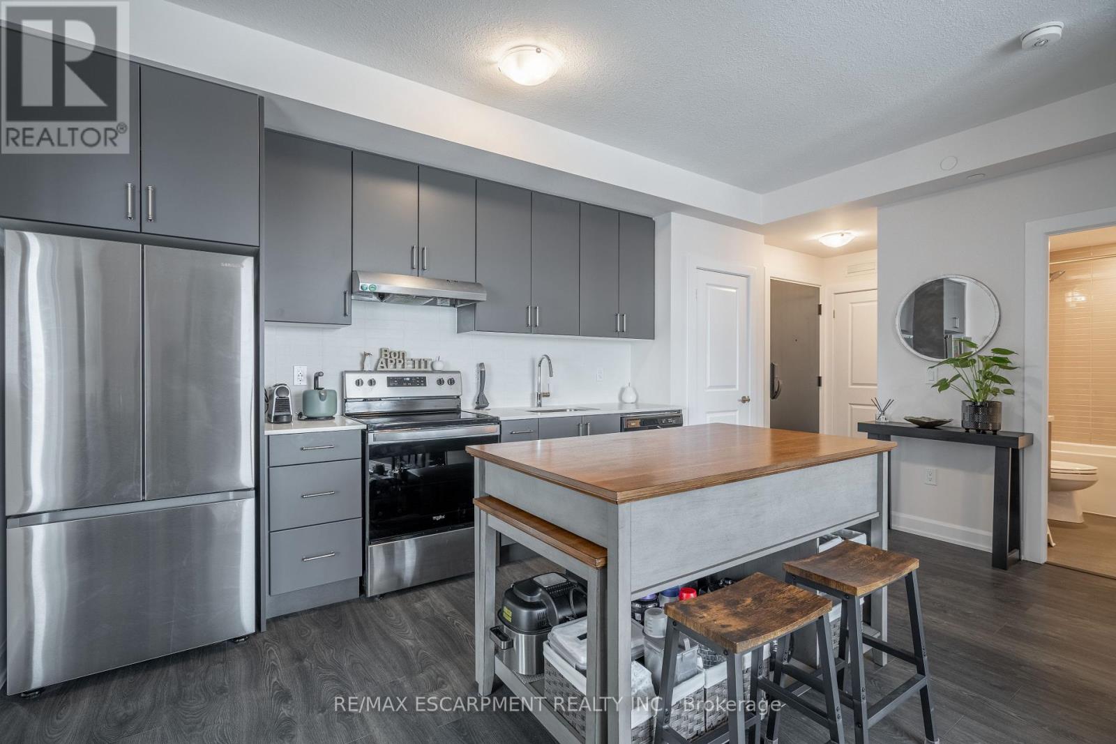 608 - 3200 William Coltson Avenue, Oakville, Ontario  L6H 7W6 - Photo 8 - W11969451
