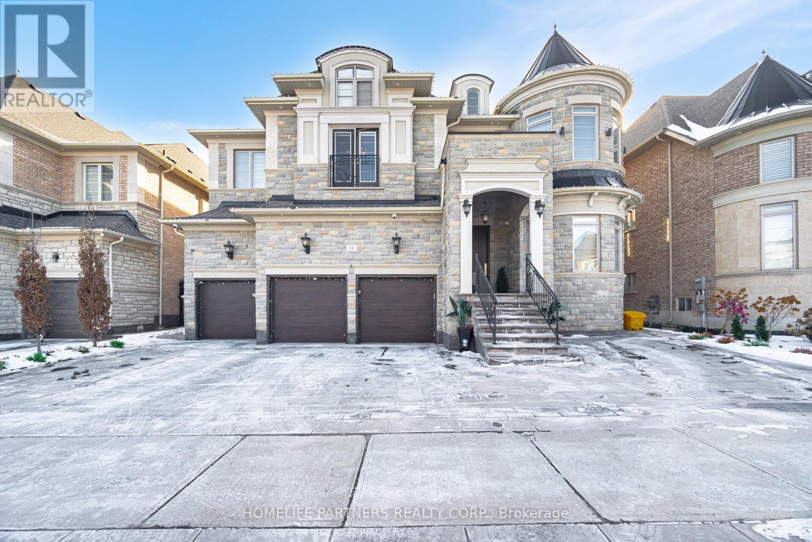 11 GLEN ABBEY TRAIL, Vaughan, Ontario