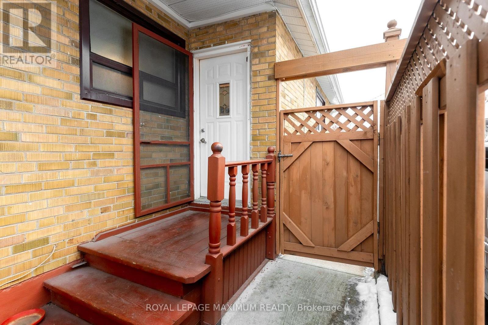 30 Moncrieff Drive W, Toronto, Ontario  M9W 2R2 - Photo 40 - W11969561