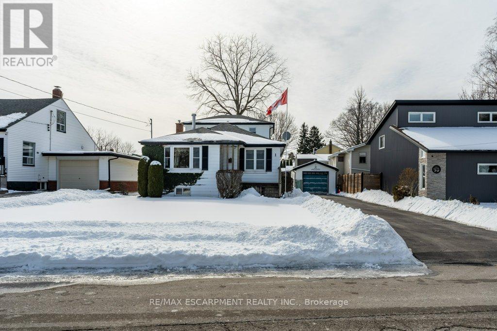 1 Tupper Boulevard, Grimsby, Ontario  L3M 2G1 - Photo 3 - X11969614