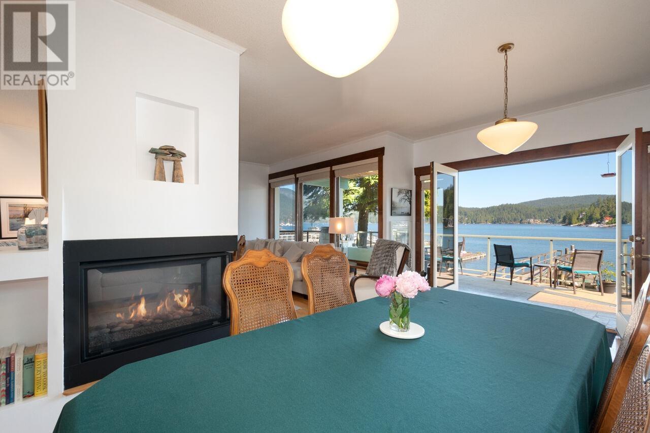 2564 Panorama Drive, North Vancouver, British Columbia  V7G 1V5 - Photo 11 - R2955515