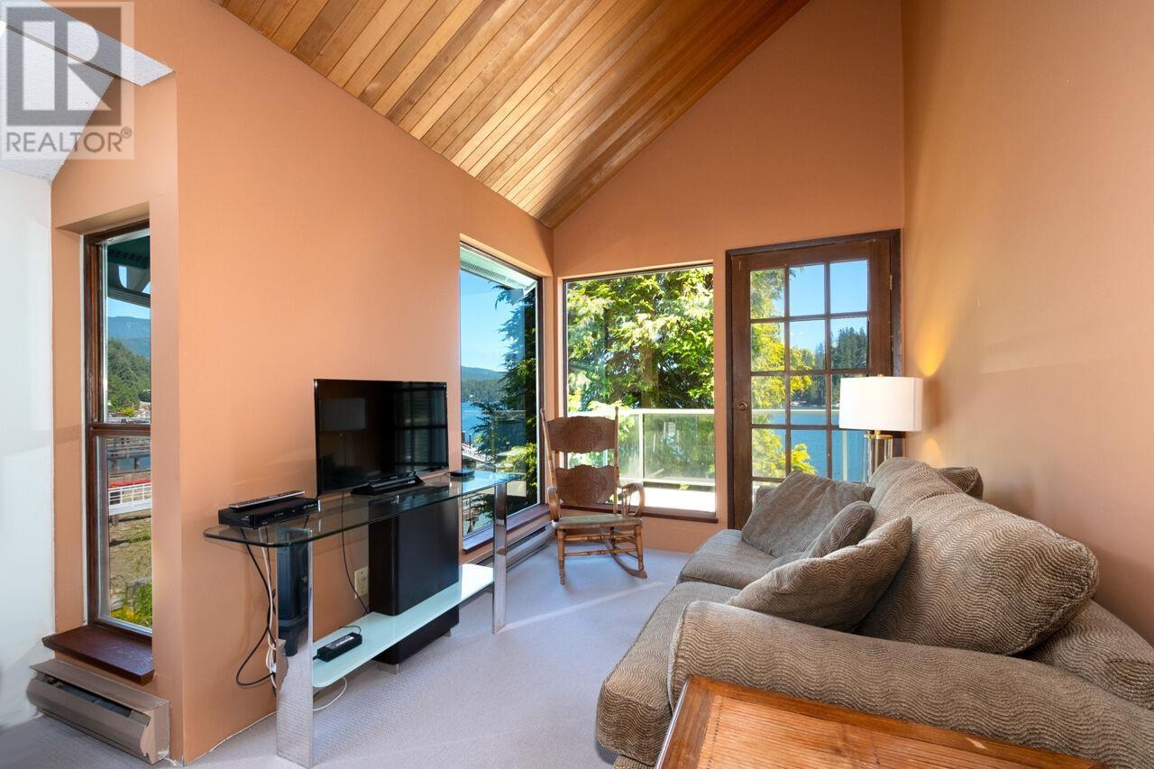 2564 Panorama Drive, North Vancouver, British Columbia  V7G 1V5 - Photo 19 - R2955515