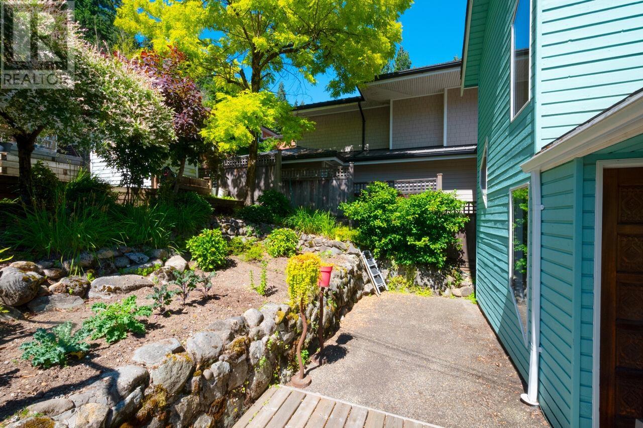 2564 Panorama Drive, North Vancouver, British Columbia  V7G 1V5 - Photo 28 - R2955515