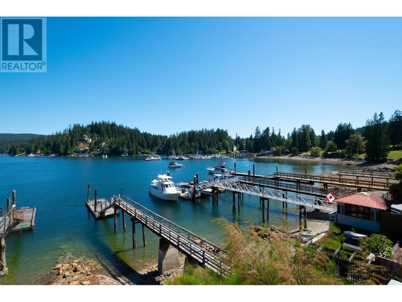 Property at 2564 PANORAMA DRIVE image 2