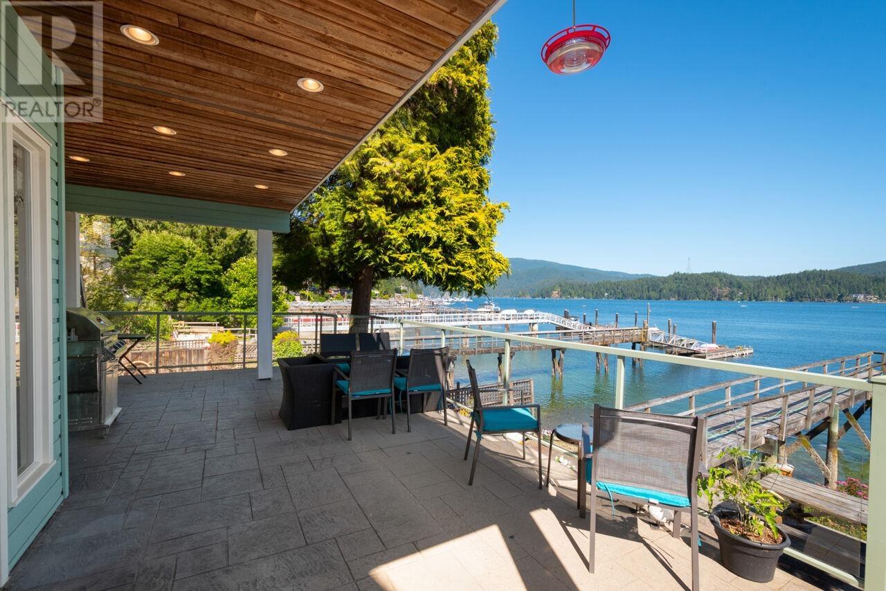 2564 Panorama Drive, North Vancouver, British Columbia  V7G 1V5 - Photo 13 - R2955515