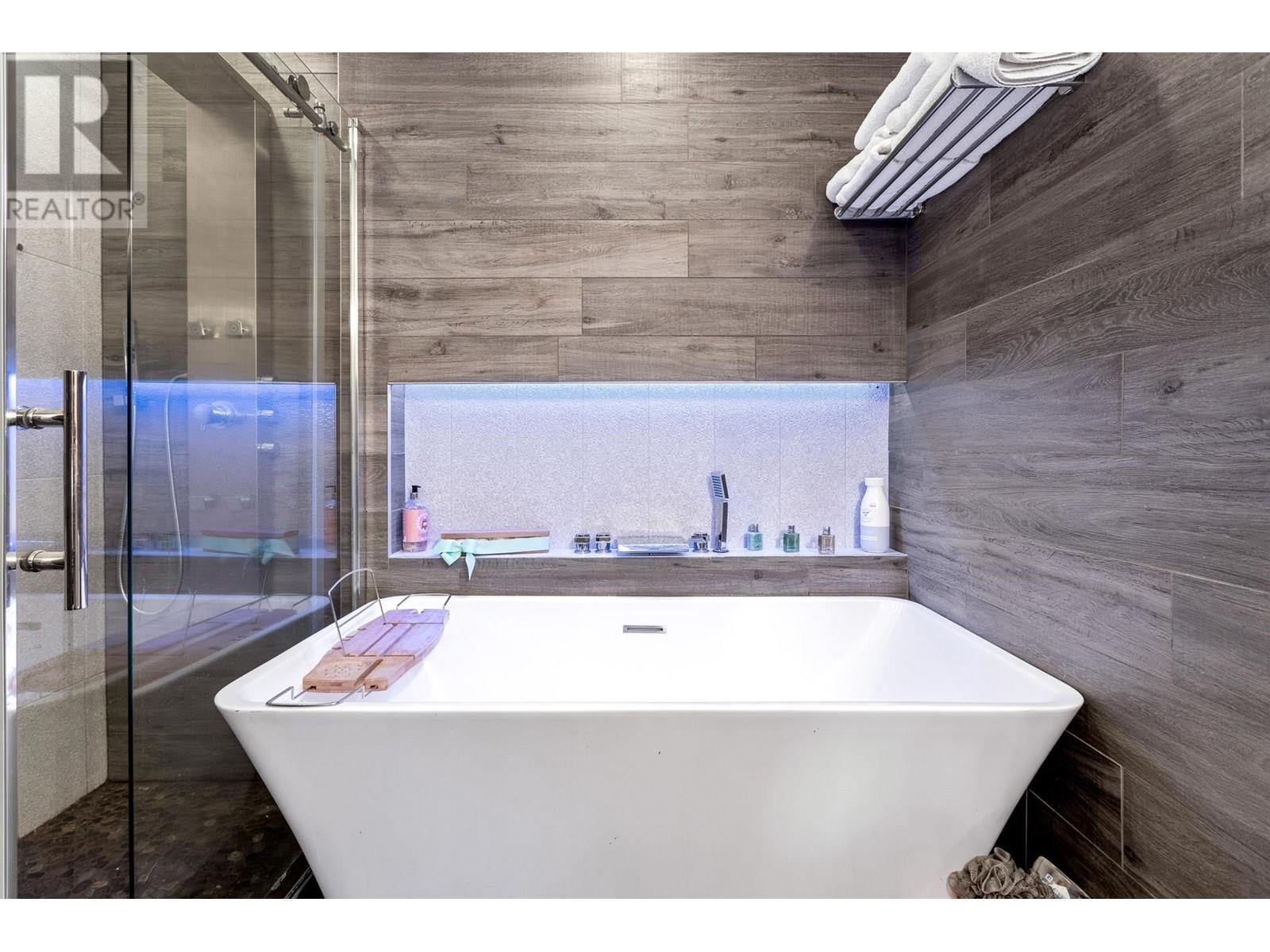 4 23343 Kanaka Way, Maple Ridge, British Columbia  V2W 2B6 - Photo 28 - R2965851