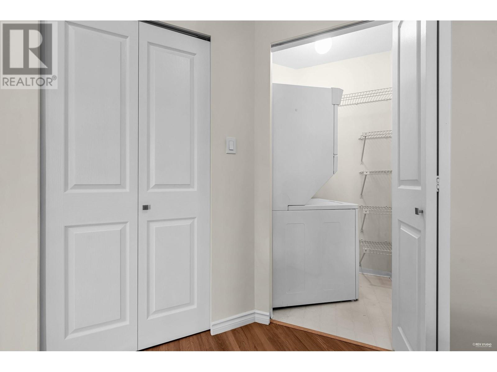 Listing Picture 14 of 14 : 405 2105 W 42ND AVENUE, Vancouver / 溫哥華 - 魯藝地產 Yvonne Lu Group - MLS Medallion Club Member