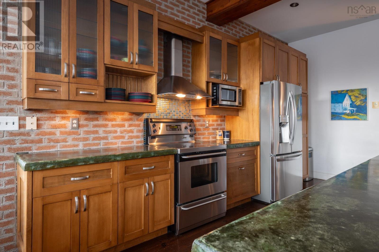 6880 Quinpool Road, Halifax, Nova Scotia  B3L 1C4 - Photo 12 - 202502765