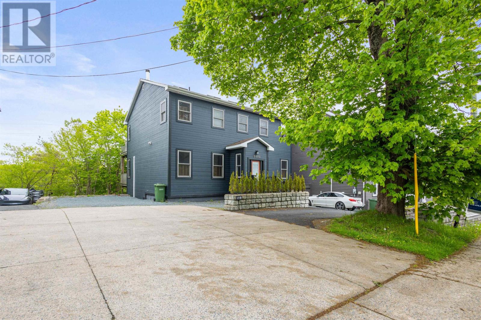 6880 Quinpool Road, Halifax, Nova Scotia  B3L 1C4 - Photo 2 - 202502765