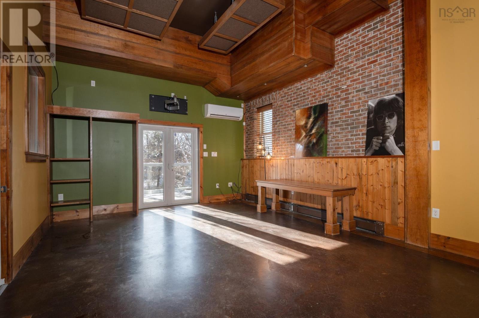 6880 Quinpool Road, Halifax, Nova Scotia  B3L 1C4 - Photo 38 - 202502765