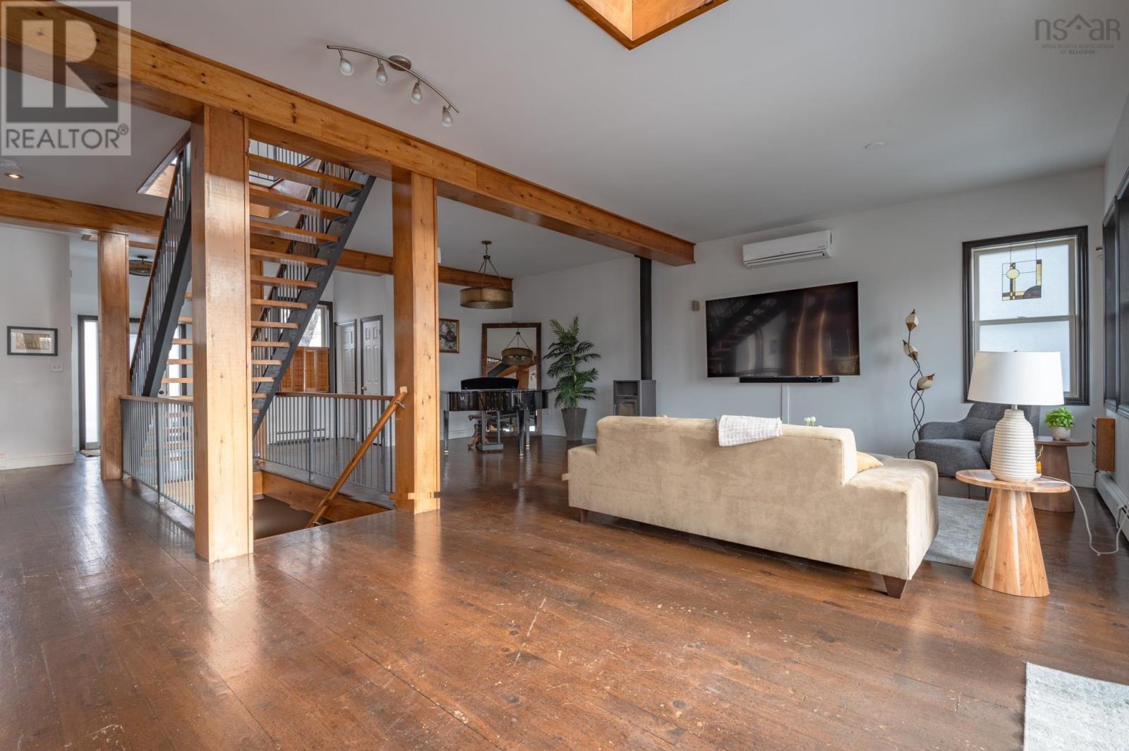 6880 Quinpool Road, Halifax, Nova Scotia  B3L 1C4 - Photo 9 - 202502765