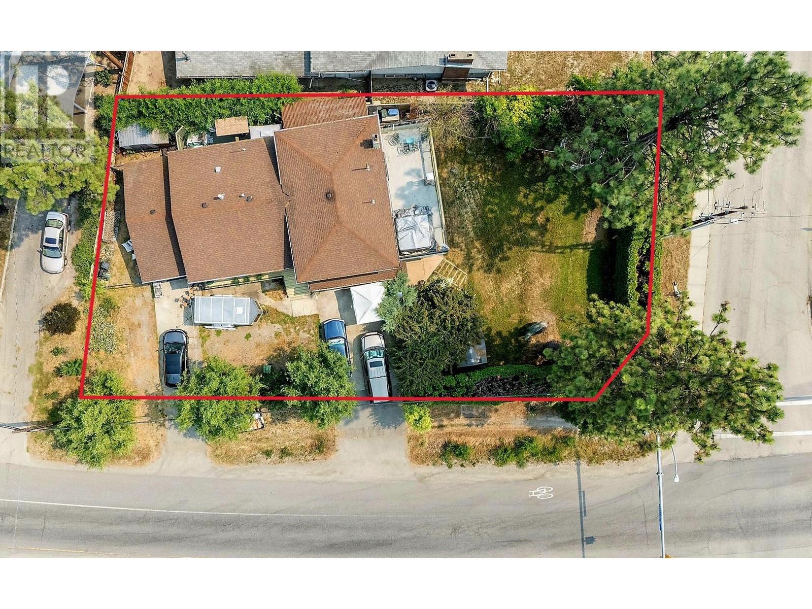 Property at 599 Clifton Road image 2