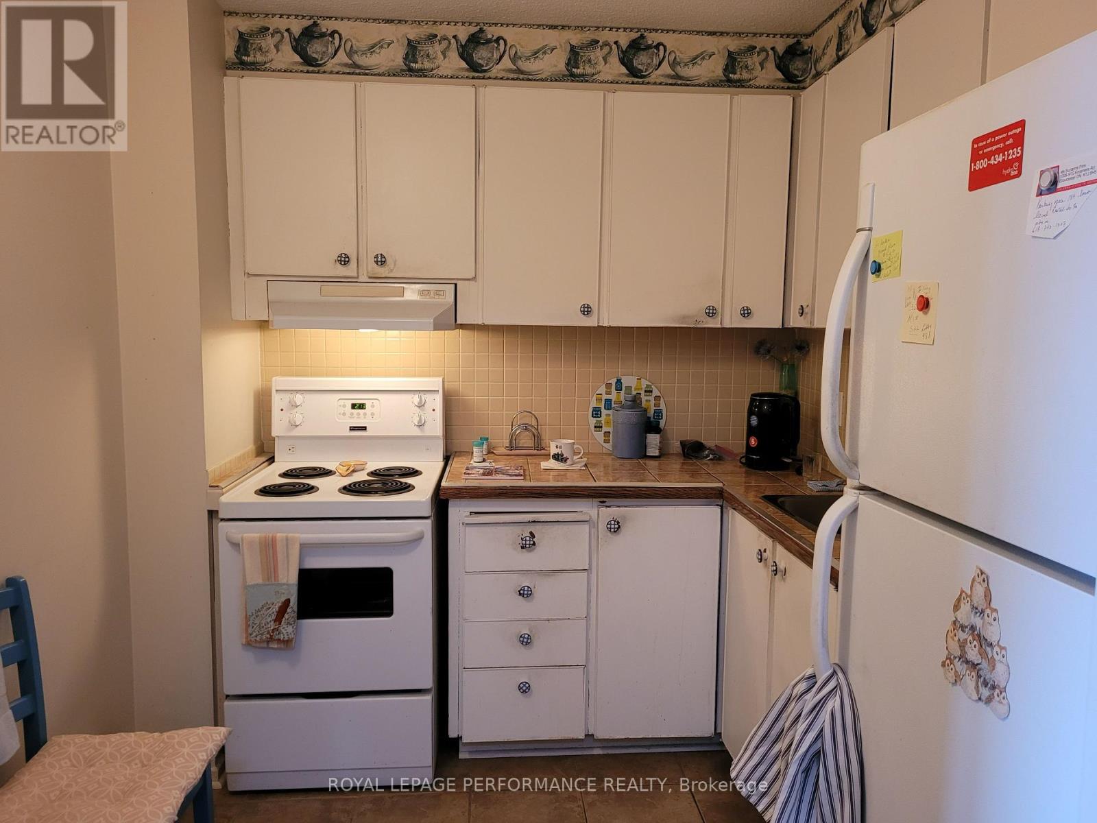 Property at 612 - 915 ELMSMERE ROAD image 5
