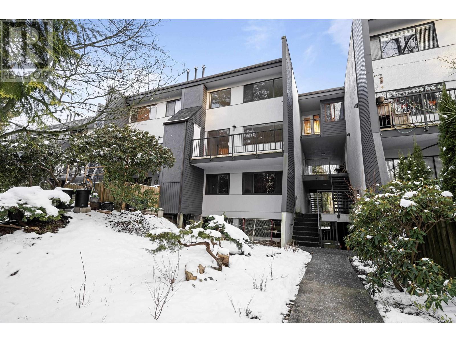 Listing Picture 2 of 39 : 7354 CORONADO DRIVE, Burnaby / 本拿比 - 魯藝地產 Yvonne Lu Group - MLS Medallion Club Member