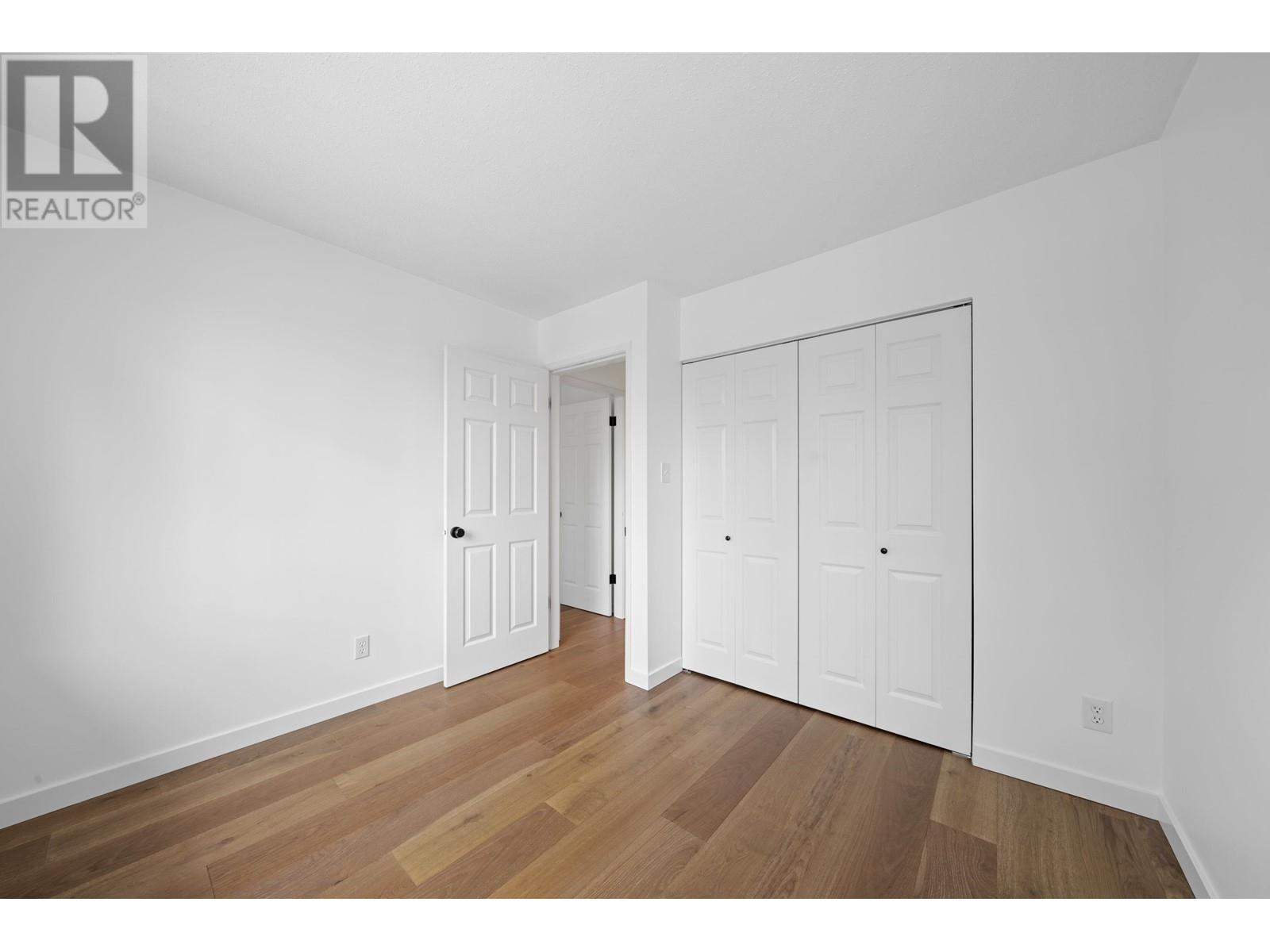Listing Picture 26 of 39 : 7354 CORONADO DRIVE, Burnaby / 本拿比 - 魯藝地產 Yvonne Lu Group - MLS Medallion Club Member