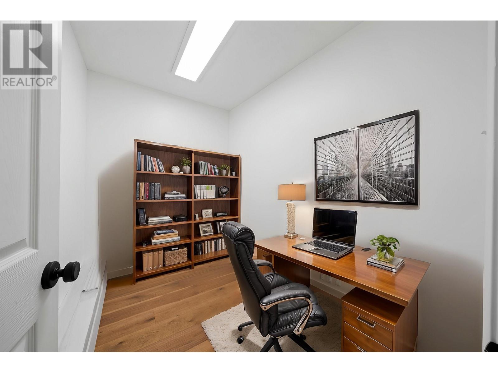 Listing Picture 33 of 39 : 7354 CORONADO DRIVE, Burnaby / 本拿比 - 魯藝地產 Yvonne Lu Group - MLS Medallion Club Member