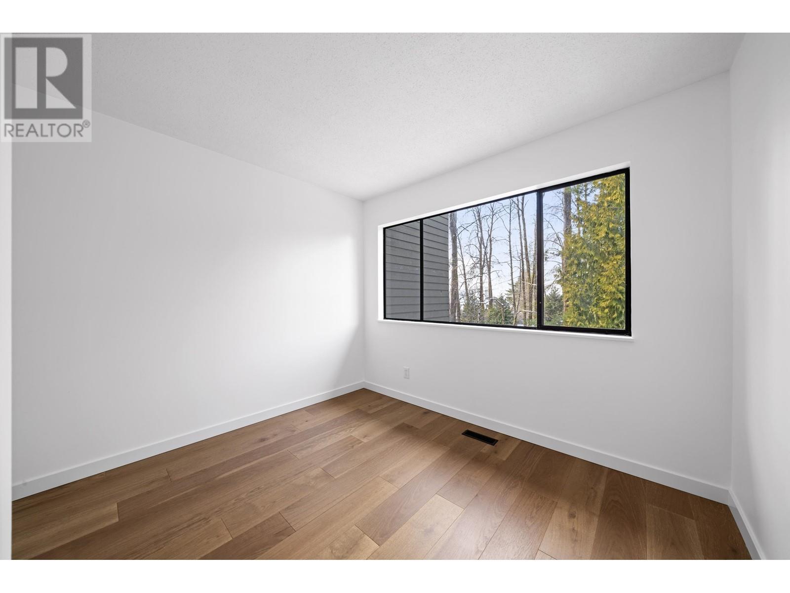 Listing Picture 23 of 39 : 7354 CORONADO DRIVE, Burnaby / 本拿比 - 魯藝地產 Yvonne Lu Group - MLS Medallion Club Member