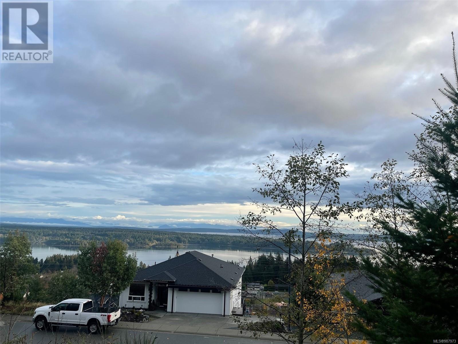 Property at 436 Thetis Dr image 3