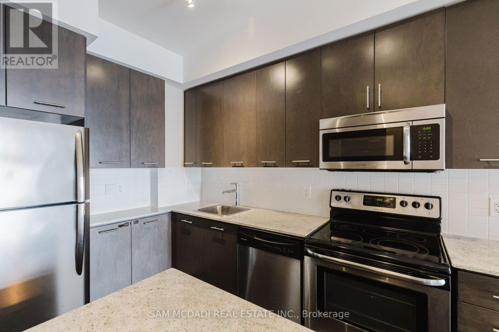 707 - 360 Square One Drive N, Mississauga, Ontario  L5B 0G7 - Photo 11 - W11903178