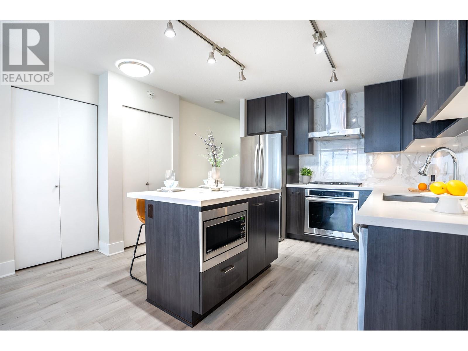 Listing Picture 8 of 20 : 3105 4189 HALIFAX STREET, Burnaby / 本拿比 - 魯藝地產 Yvonne Lu Group - MLS Medallion Club Member
