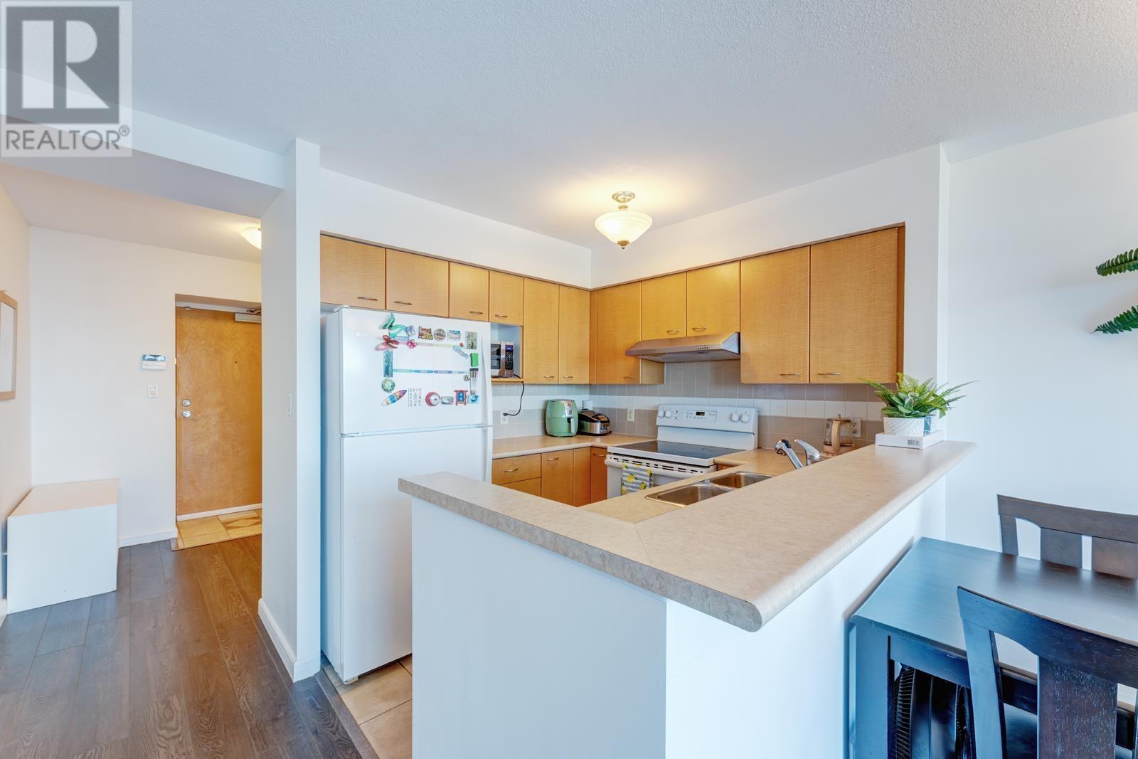 2103 6088 Willingdon Avenue, Burnaby, British Columbia  V5H 4V2 - Photo 8 - R2966173