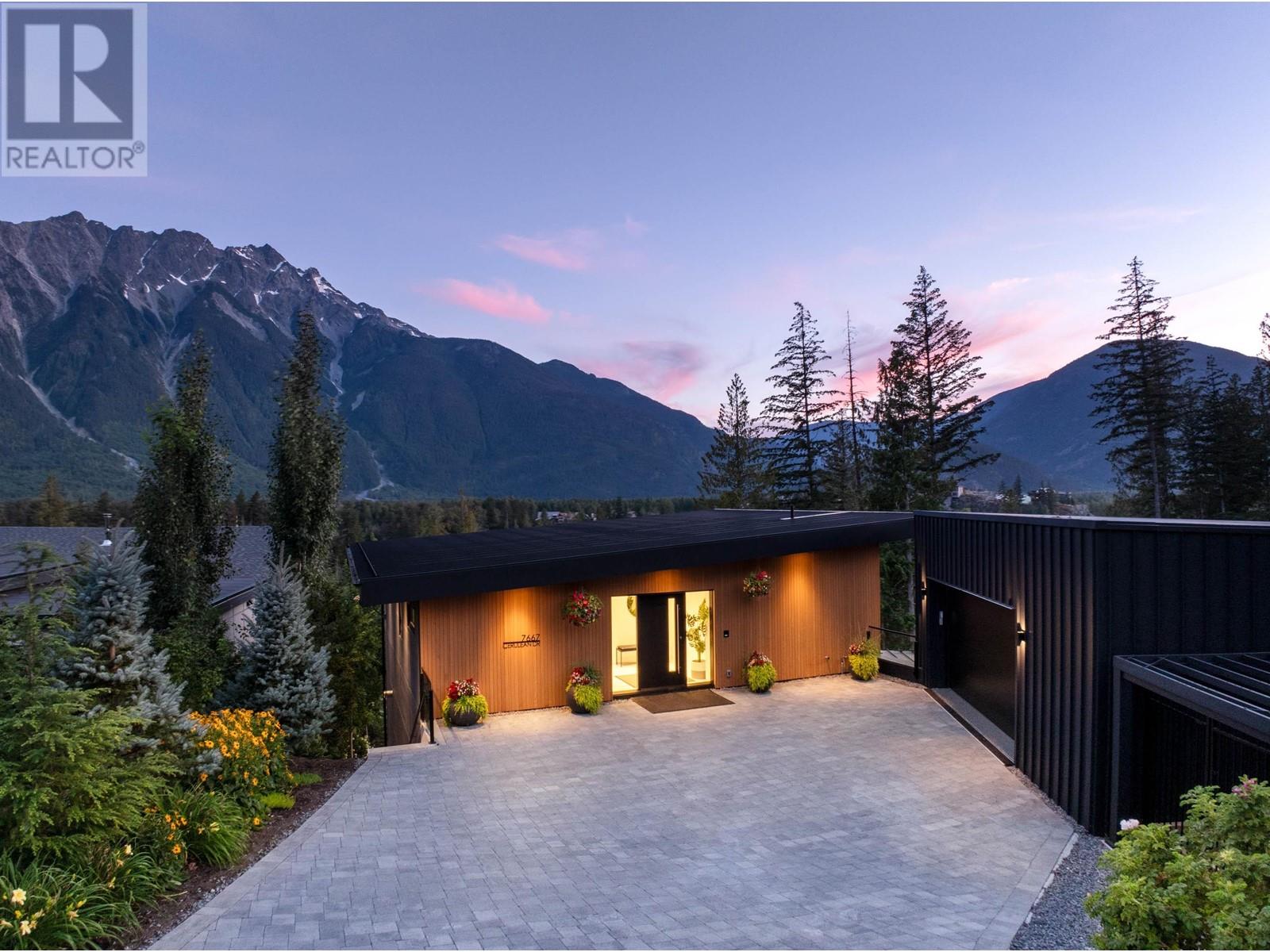 7667 CERULEAN DRIVE, Pemberton, British Columbia