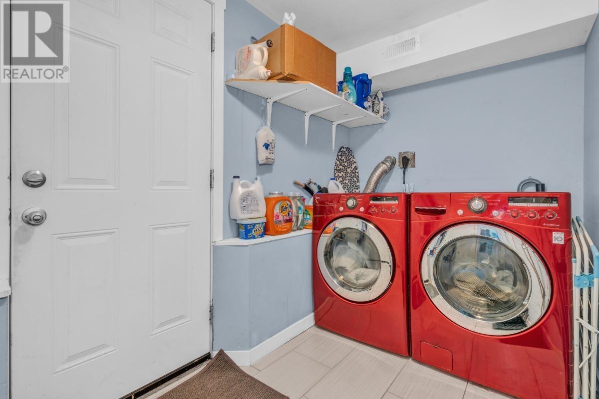 Listing Picture 33 of 37 : 1391 E 35TH AVENUE, Vancouver / 溫哥華 - 魯藝地產 Yvonne Lu Group - MLS Medallion Club Member