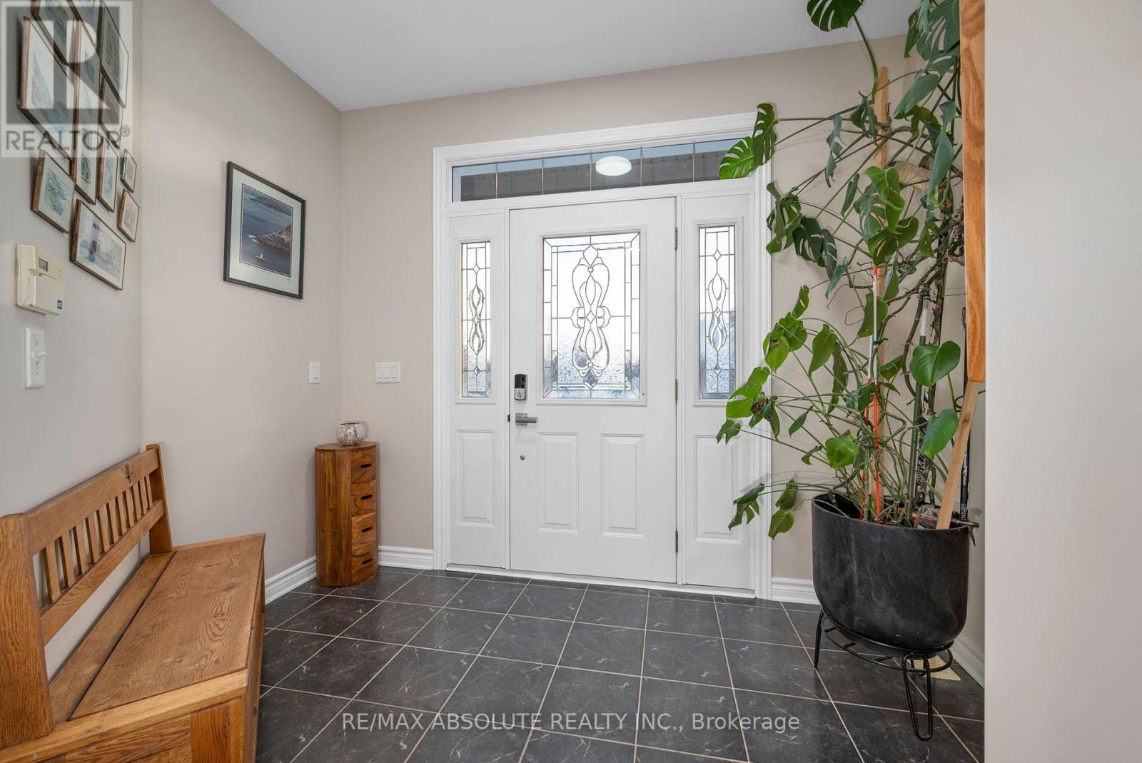Property at 78 CINNABAR WAY image 2