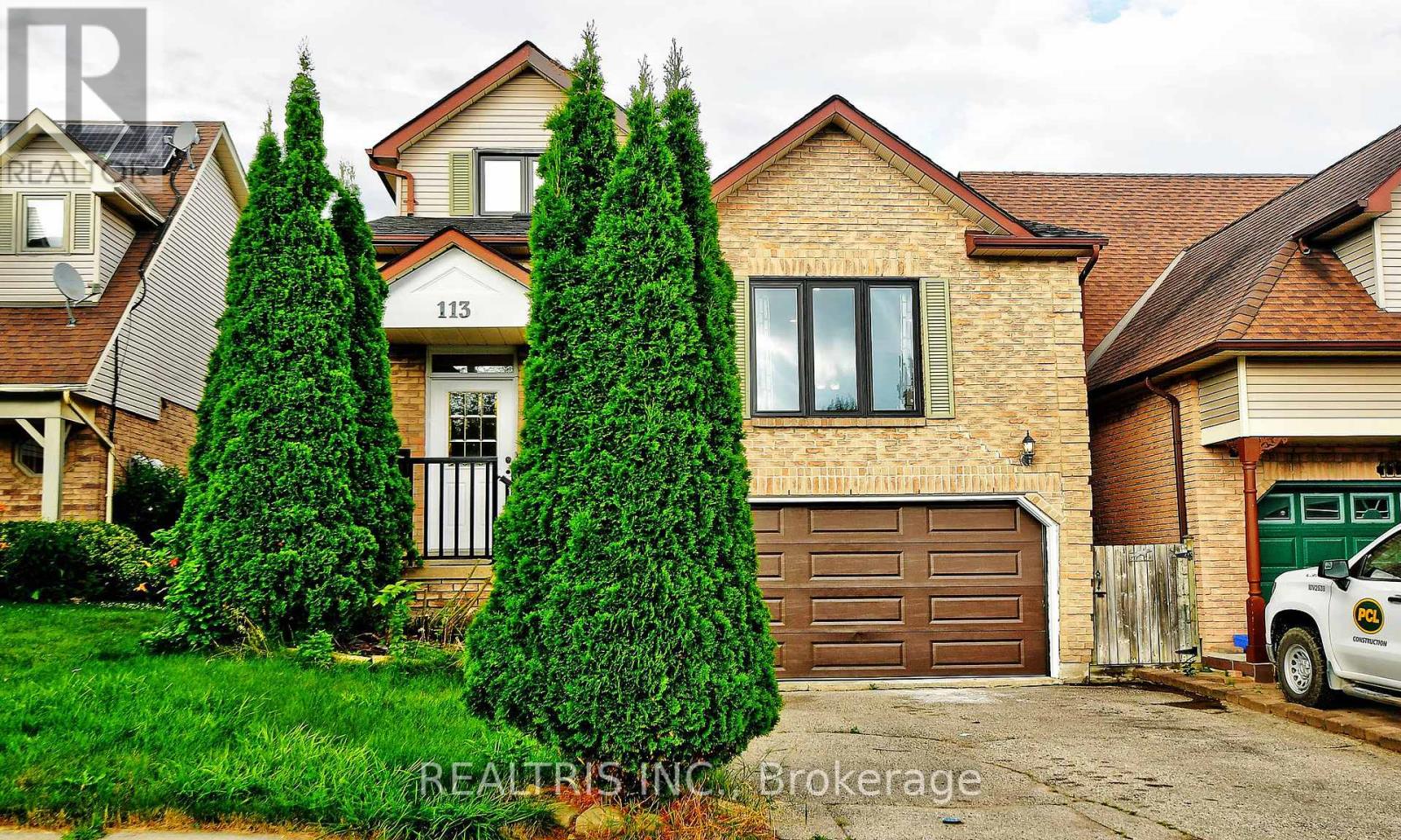 113 BASSETT BOULEVARD, Whitby, Ontario