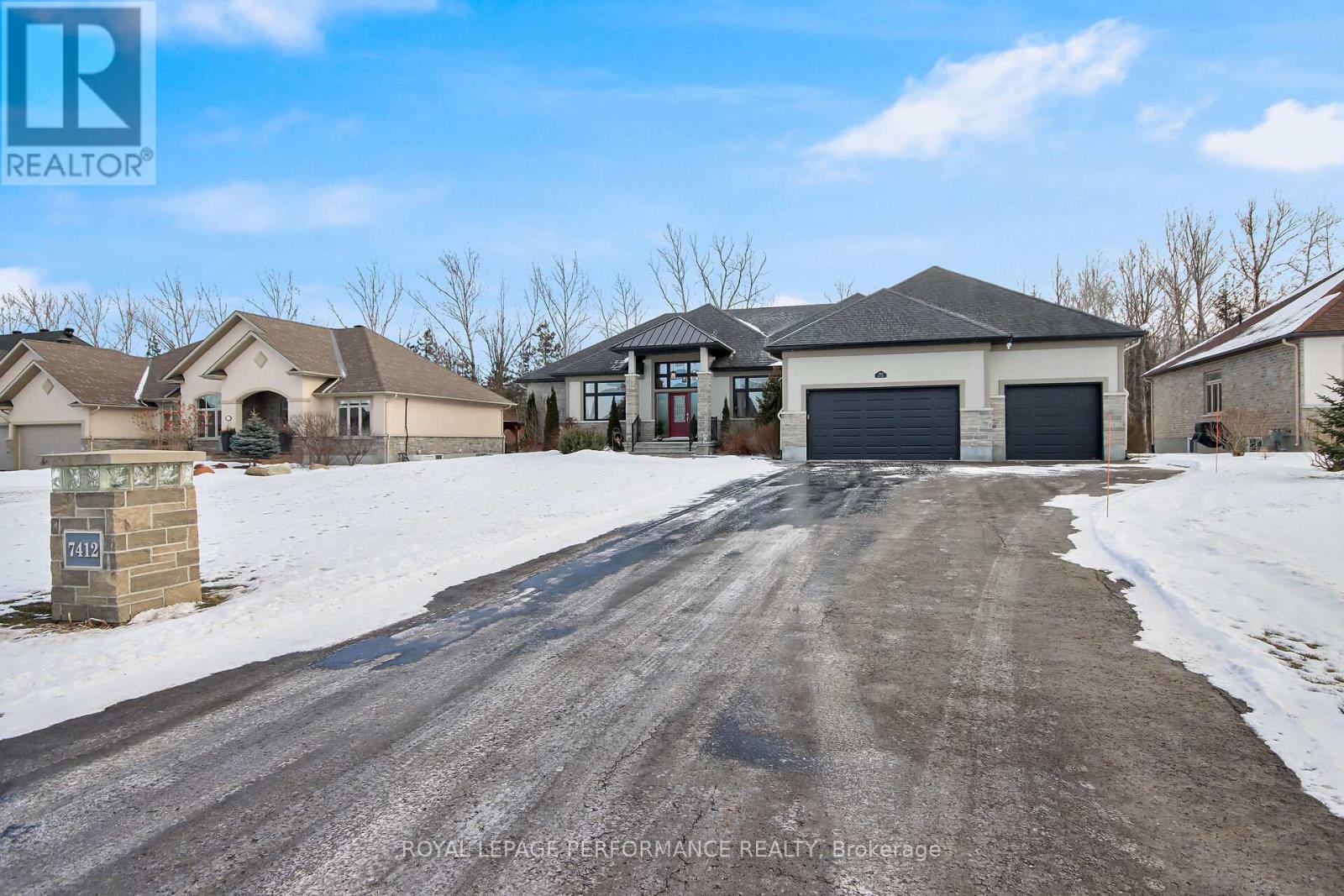 7412 BLUE WATER CRESCENT Ottawa