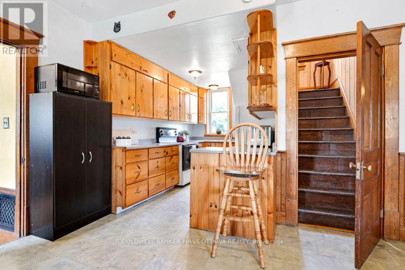 195 Montgomery Road, Drummond/north Elmsley, Ontario  K0G 1K0 - Photo 16 - X11961556
