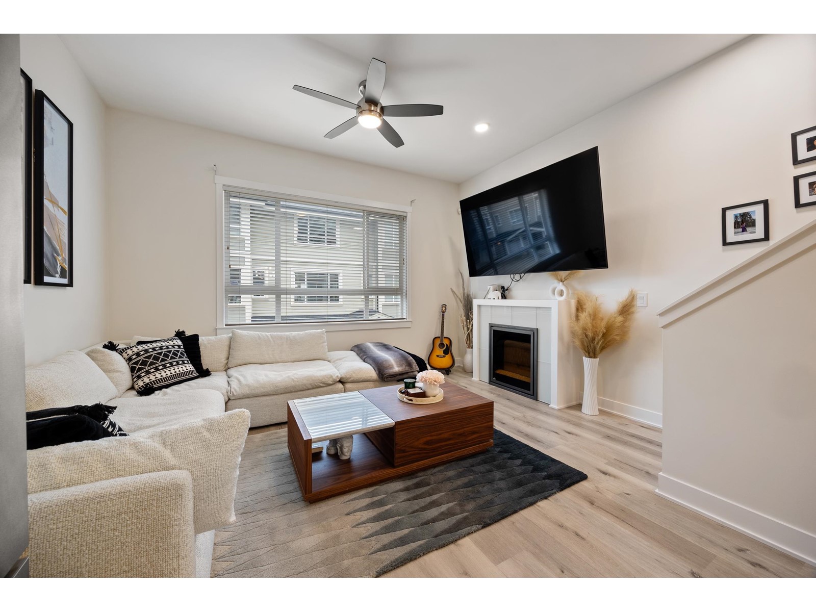 Property at 57 2955 156 STREET image 1