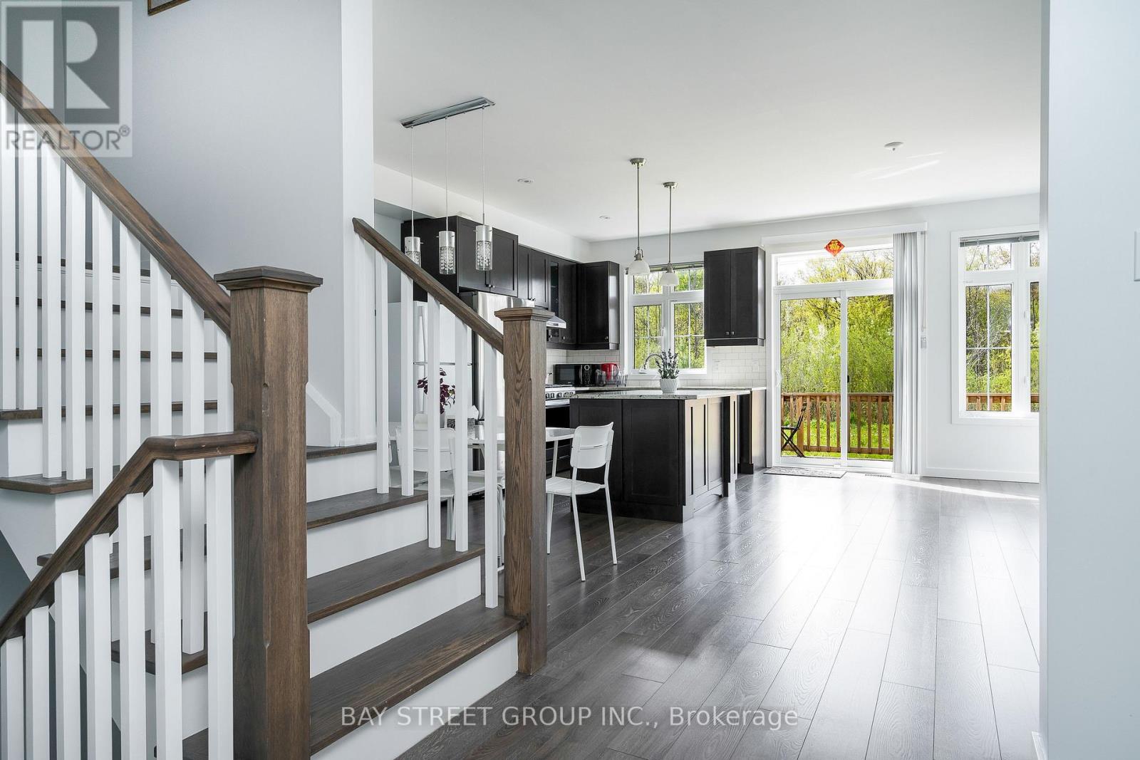 142 Yellow Birch Crescent, Blue Mountains, Ontario  L9Y 0R4 - Photo 6 - X11969785