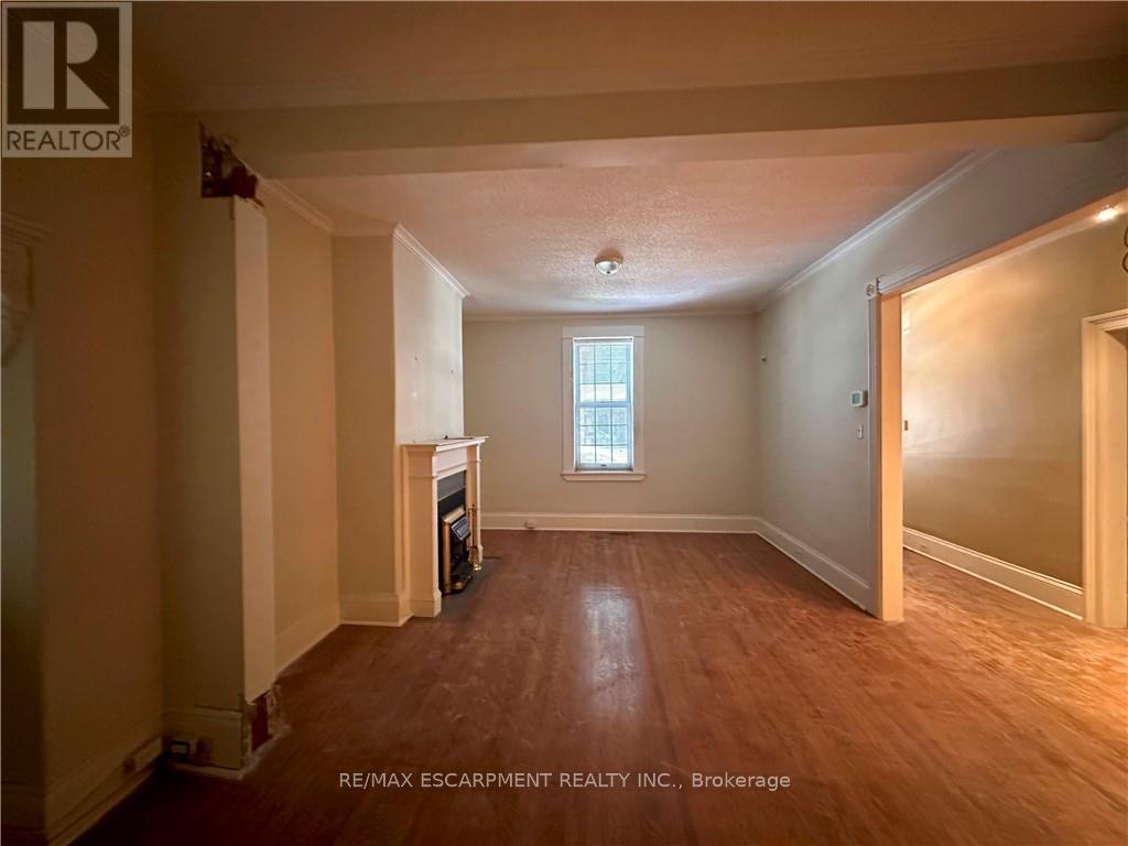 Property at 13 AUGUSTA STREET image 4